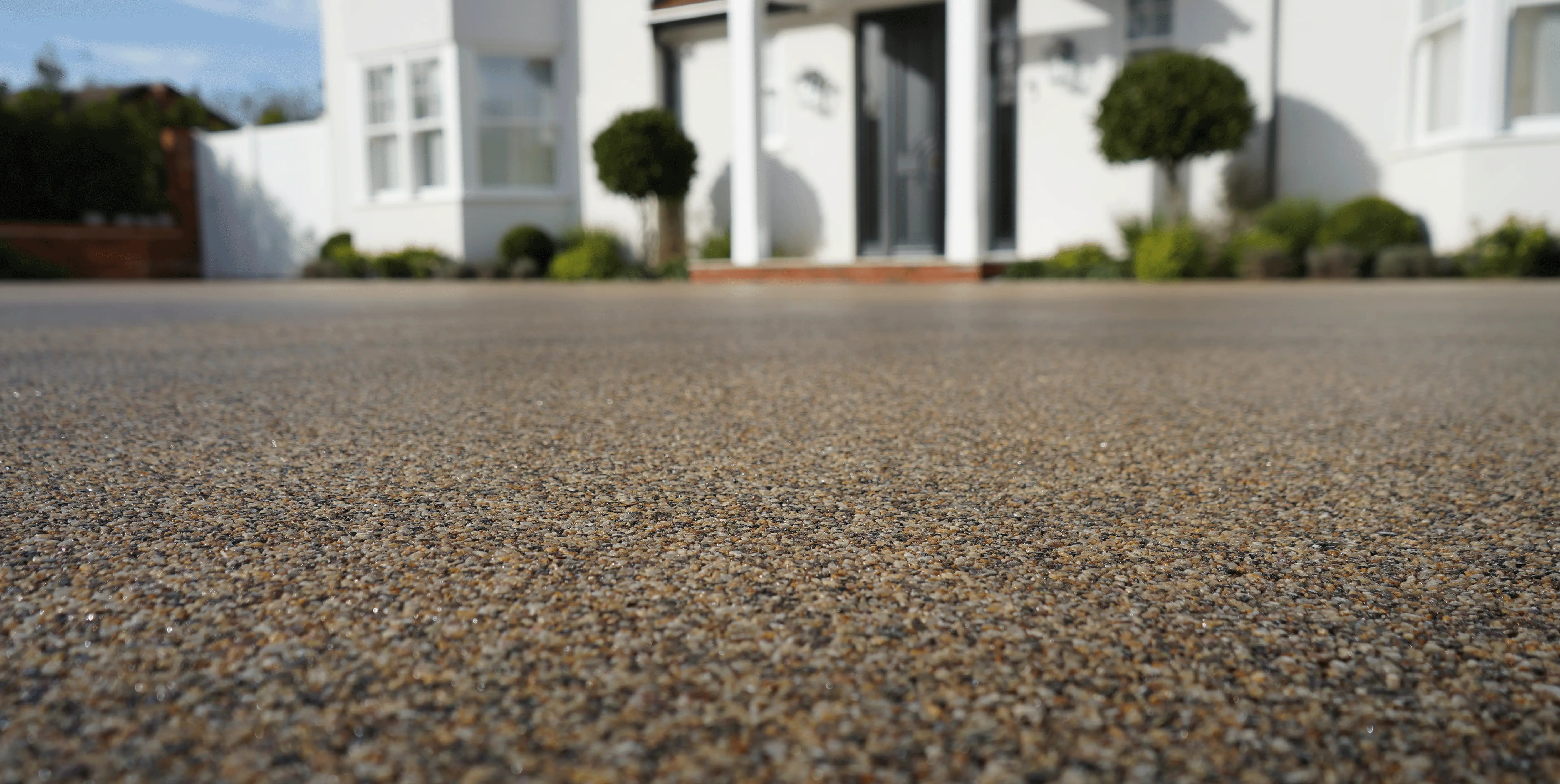 All-Season-Resin-Driveways-Freeze-Thaw-and-Heat-Tested Vuba Resin