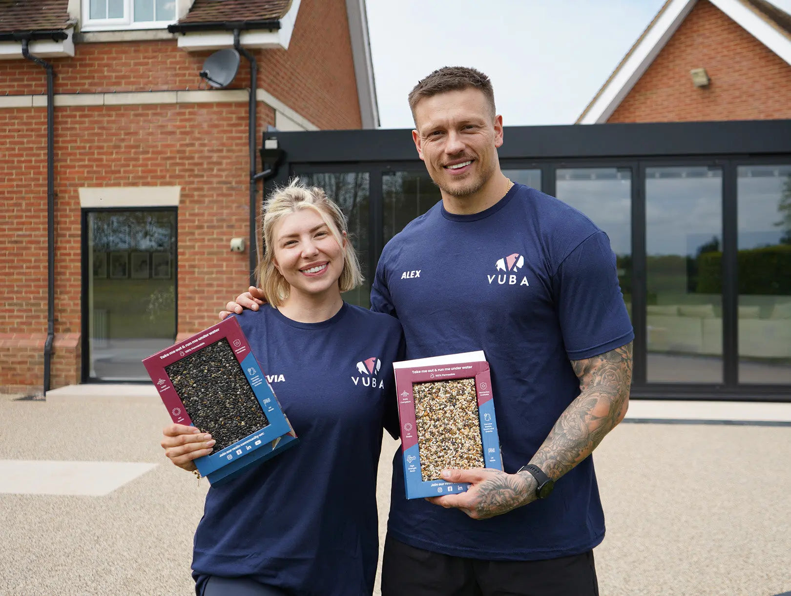 The-Bowens-coupled-up-with-Vuba Vuba Resin